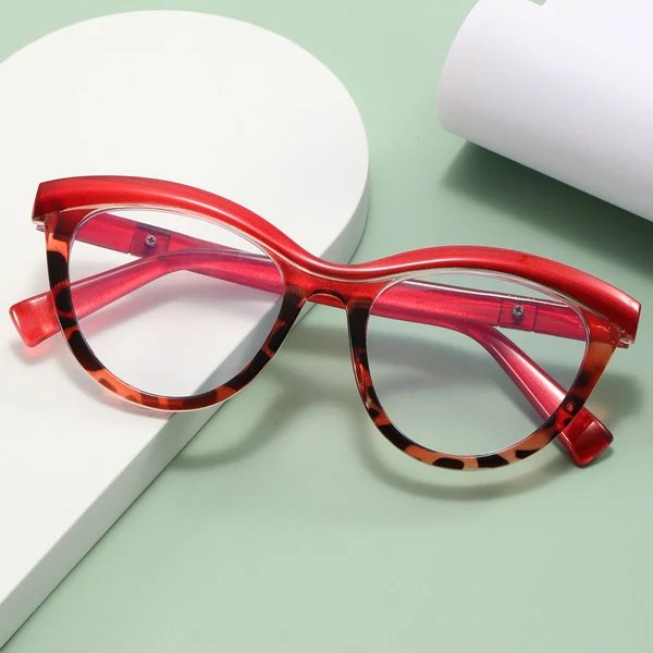 Damen Cat-Eye Brille mit feinem Rahmen und eleganten Akzenten