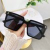 Damen modische quadratische Sonnenbrille mit stylishem Rahmen
