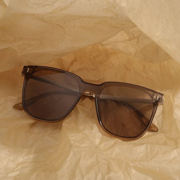 Damen modische Sonnenbrille mit hochwertigem Gestell und innovativem Design