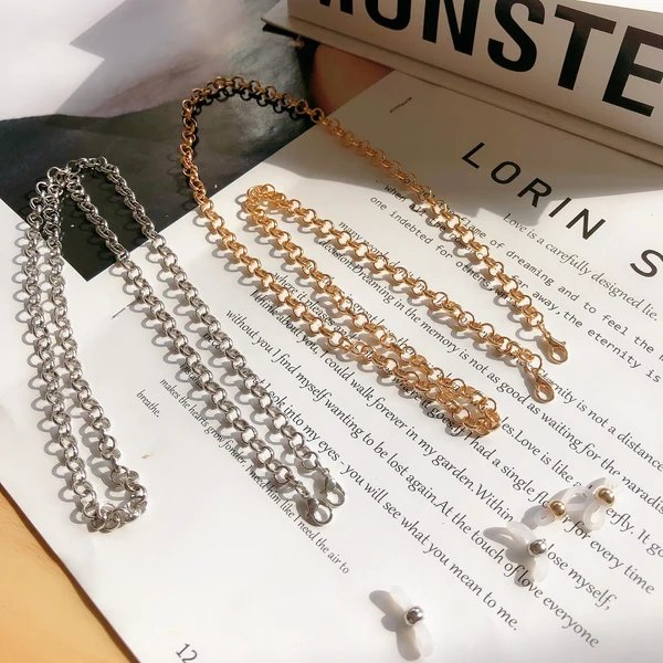 Eleganter Kettenbrillenhalter