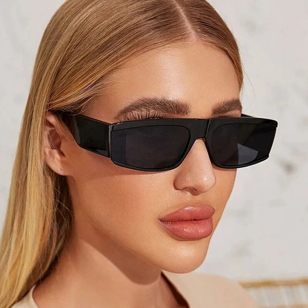 Damen modische Sonnenbrille mit futuristischem Design und transparenten Rahmen