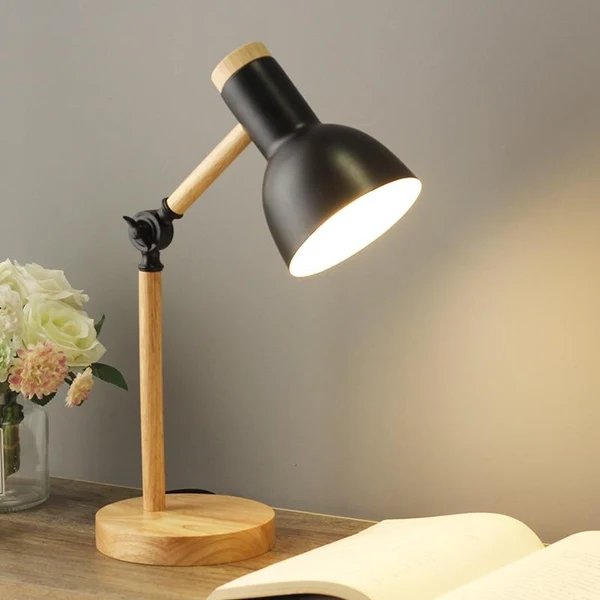 Holz Scandinavian Tischlampe - LumiNord