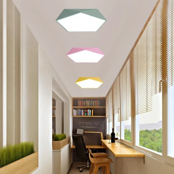 Fünfeckige LED Deckenleuchte Macaron für modernes Kinderzimmer – Designer Deckenlampe