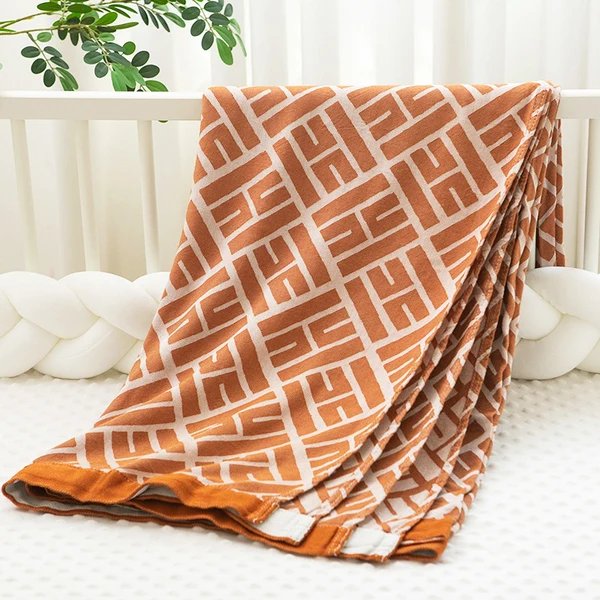 Damen Tagesdecke mit niedlichem Giraffenmotiv