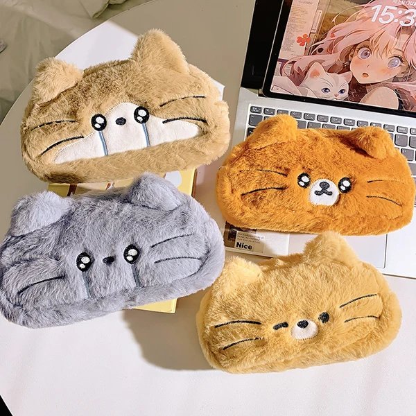 Plüsch Kissen mit Katzenmotiv