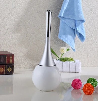 Moderne Toilettenbürste aus organischem Edelstahl