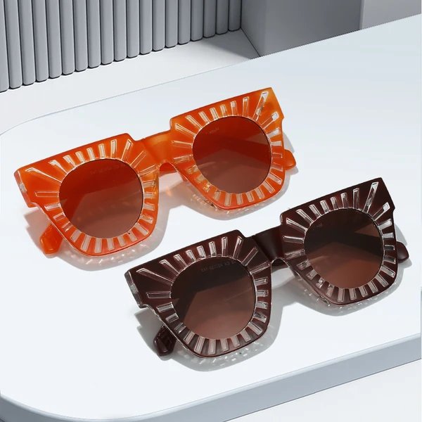 Damen Modische Sonnenbrille mit kreativem geometrischem Rahmen