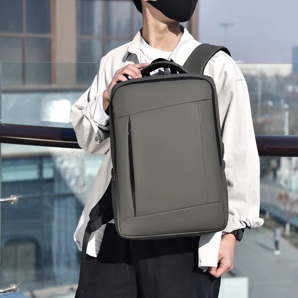 Laptop Rucksack mit Ergonomischem Design und mit Mehreren Fächern