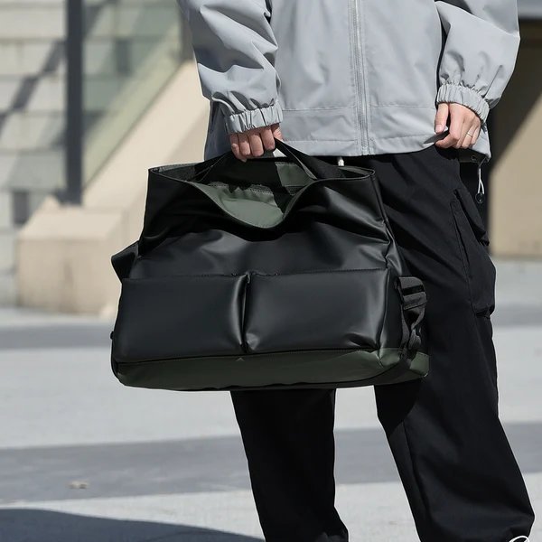 Vielseitige Messenger-Tasche Hover Image