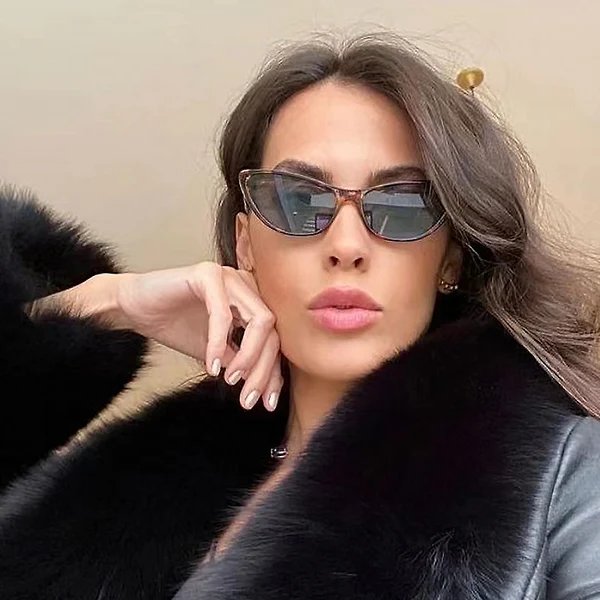 Damen modische Sonnenbrille im auffälligen Tierdesign