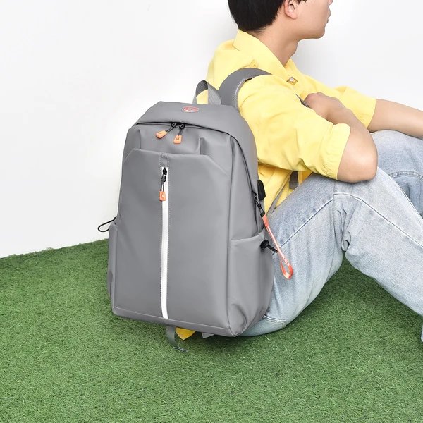 Geräumiger Multi-Funktions-Rucksack