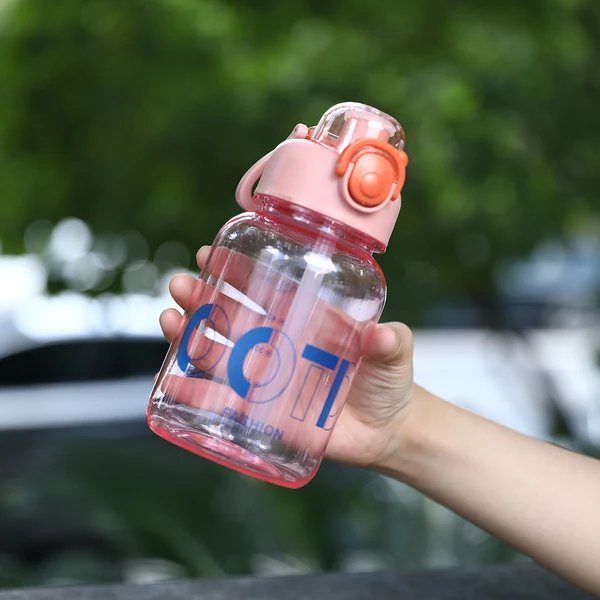 Damen transparente Sporttrinkflasche mit praktischem Aufsatz