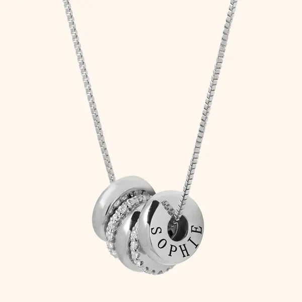 18k personalisierte Name zierliche Diamant Disc Halskette Hover Image