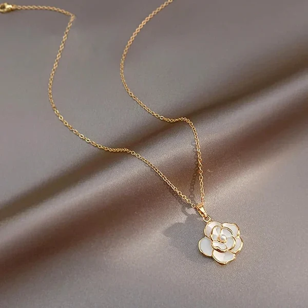Zarte weiße Kamelien Blumenschmuck, Ohrringe, Ring