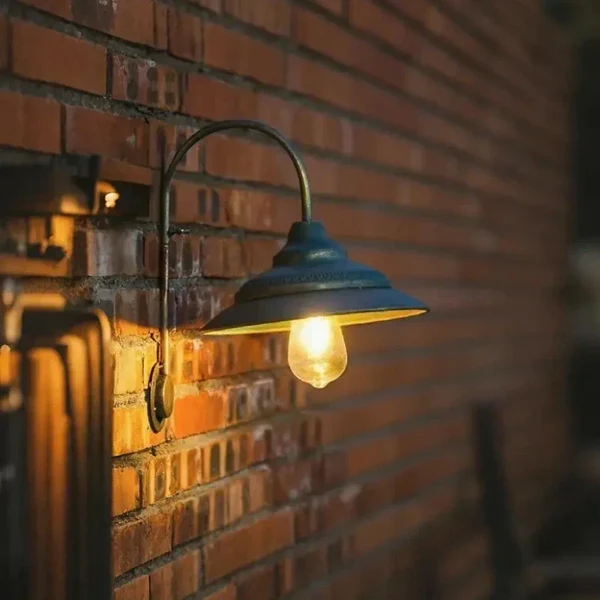 Heritage Solar-Wandlampe Hover Image