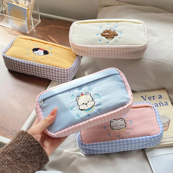 Handgefertigte Kosmetiktasche mit Verspieltem Katzenmotiv