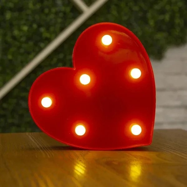 Verzauberndes Glühen - Romantische Wärme für den Valentinstag