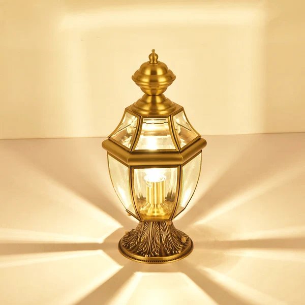Zeitgenössische skandinavische sechseckige Glockenglas Messing 1-Lampe Außenlicht für Außenpatio