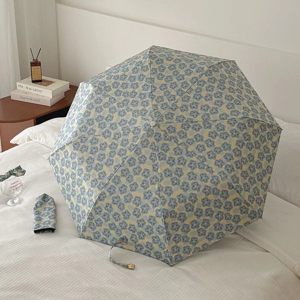 Damen Faltbarer Regenschirm mit elegantem Blumenmuster Hover Image