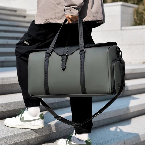 Wasserfester Abenteuer-Duffelbag Hover Image