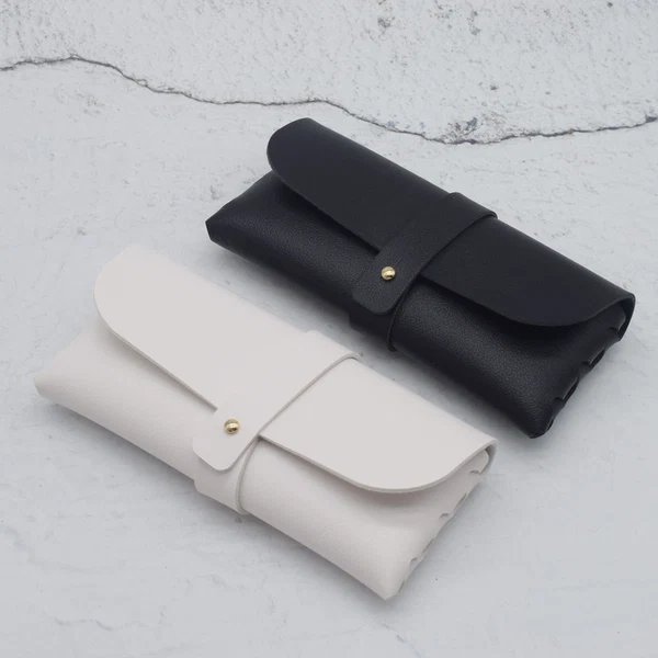 Premium Leder Brillenetui Hover Image