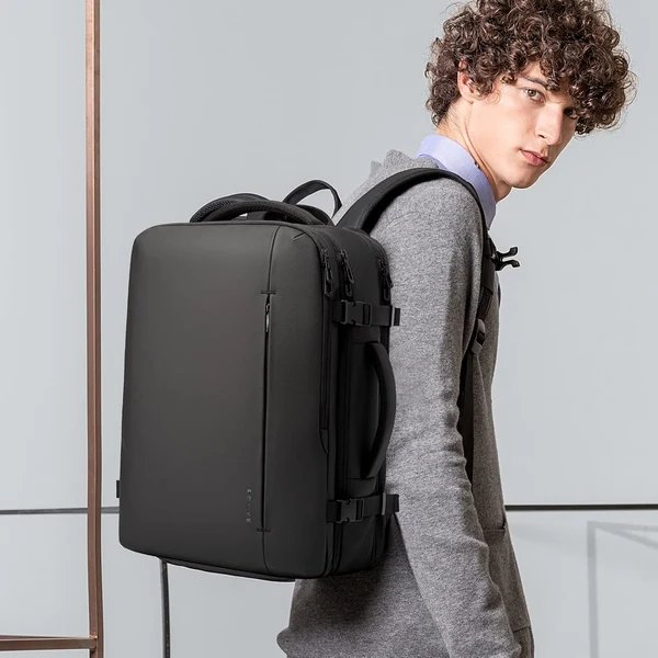Erweiterbarer 26–45L wasserdichter Reisen-Rucksack mit Laptop-Fach & Duffle-Trage