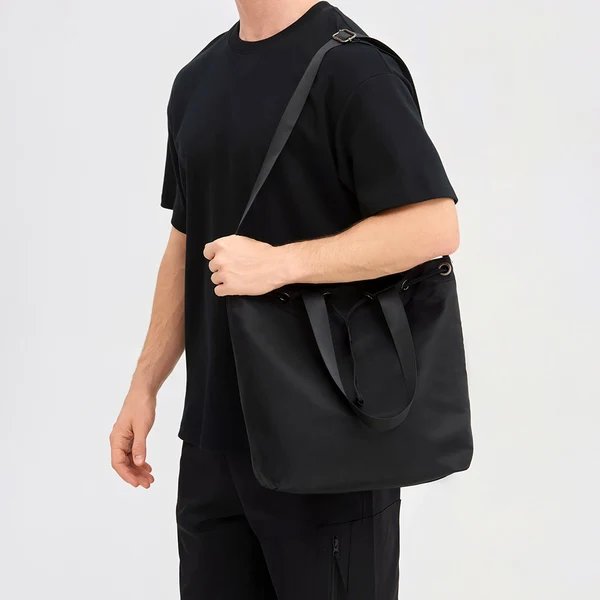 WoModern Utility Tote Bag Hover Image