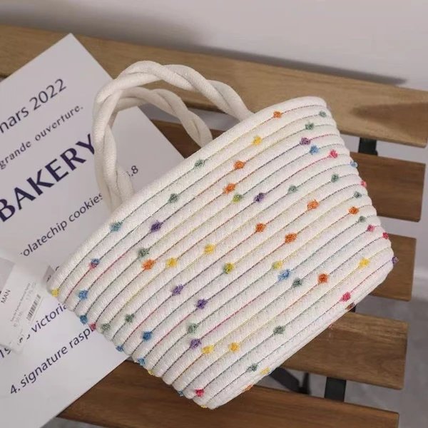 Damen Handtasche mit buntem Punktedezorn