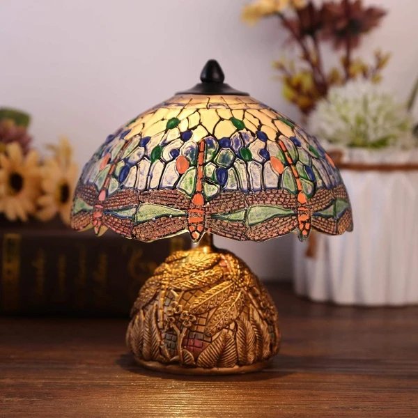 Vintage-Dragonfly-Lampe - Florale Eleganz und Sanftheit