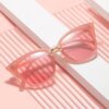 Damen modische Sonnenbrille mit auffälligem Design