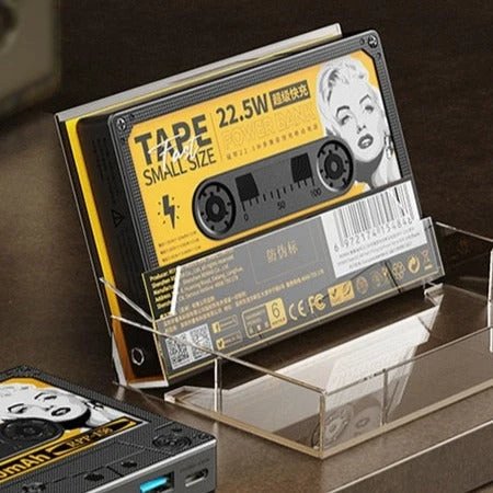 Retro-Kassette-Powerbank