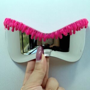 Damen futuristische Schutzbrille mit einzigartigem Wellenrahmen