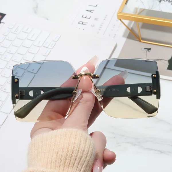 Damen Hochwertige rechteckige Sonnenbrille mit modischem Metallrahmen