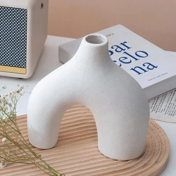 Unregelmäßiges Minimalistisches Keramikvasen-Set für Moderne Dekoration Hover Image