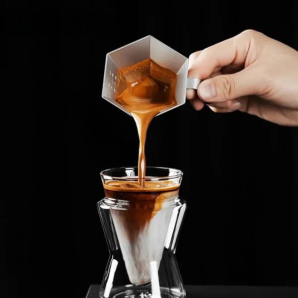 Prism Espresso Messbecher Aluminium Dosierbecher mit Holzgriff