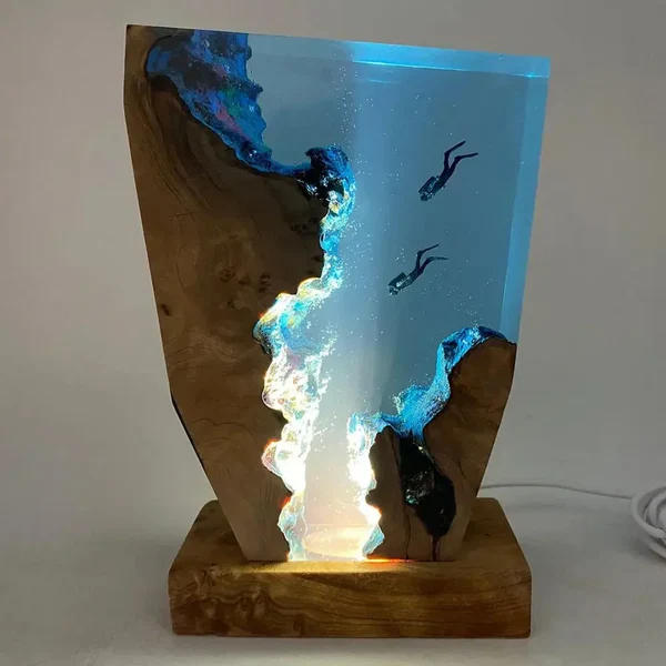 Wellen-LED-Lampe aus Harz Hover Image