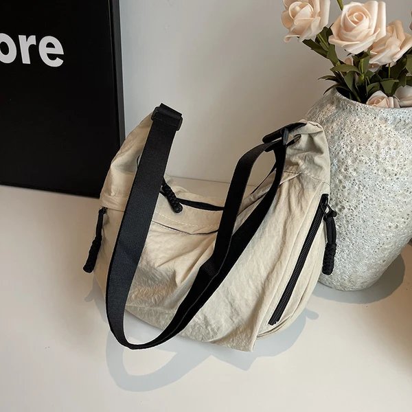 Leichter Sling Bag