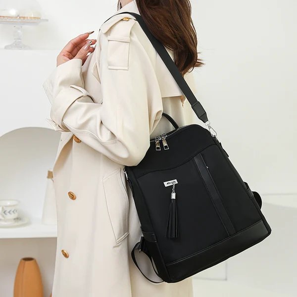 Eleganter Mehrfachfächer Rucksack Hover Image