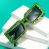 Damen modische Sonnenbrille mit glitzernder Rahmenverzierung