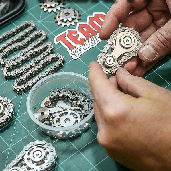 ChainFidget Pro – Kettenrad-Spinner aus Edelstahl zur Stressbewältigung Hover Image