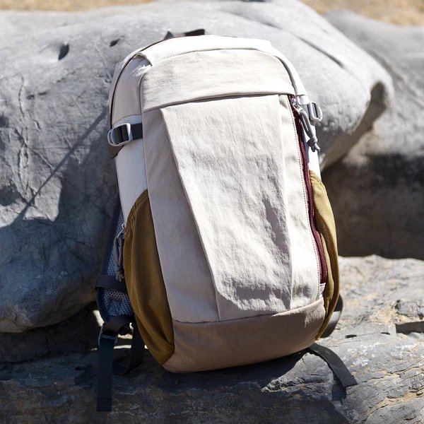 Moderner Freizeit-Rucksack mit Ergonomischen Tragegurten und Intelligentem Stauraum