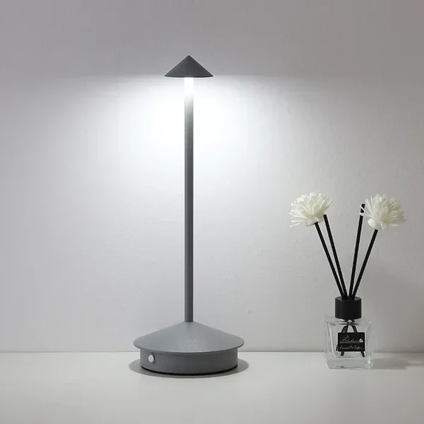 Wiederaufladbare Tischlampe Kreative Esszimmer Touch Led Hotel Bar Kaffee Pina Pro Tischlampe Lampada Da Tavolo Dekorative Schreibtischlampe Hover Image