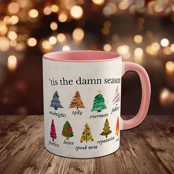 Tis The Damn Season Weihnachtstasse - Musikalbum als Weihnachtsbaum Hover Image