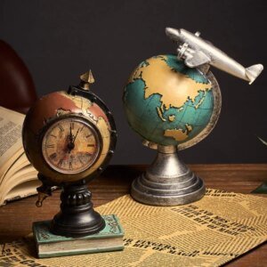 Retro Globe Clock Hover Image