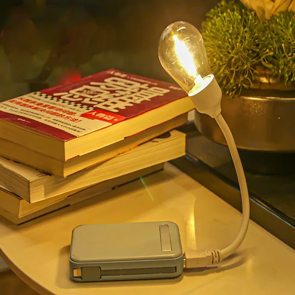 USB LED Rotierende Nachtlampe – Flexibles Leselicht für unterwegs