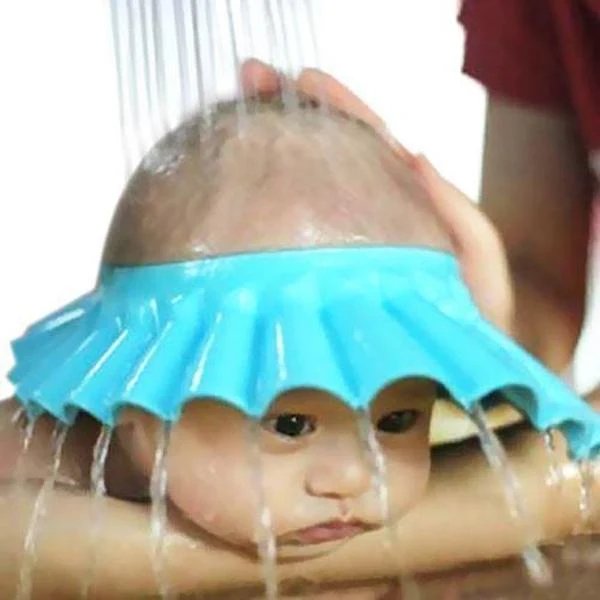 Einstellbare Baby-Duschhaube mit Ohrenschutz Hover Image