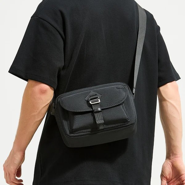 Kompakte Crossbody Organizer Tasche