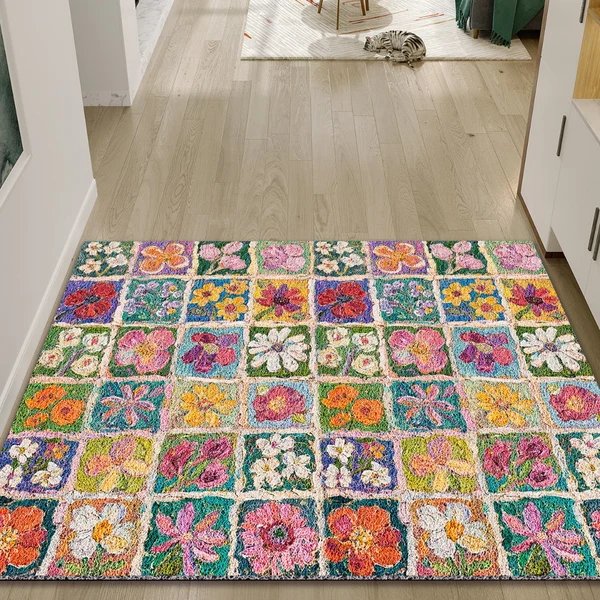 Buntes Florales Patchwork-Teppich Hover Image