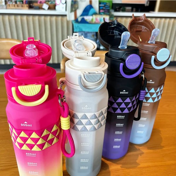 Damen Sportliche Wasserflasche mit praktischer Messskala