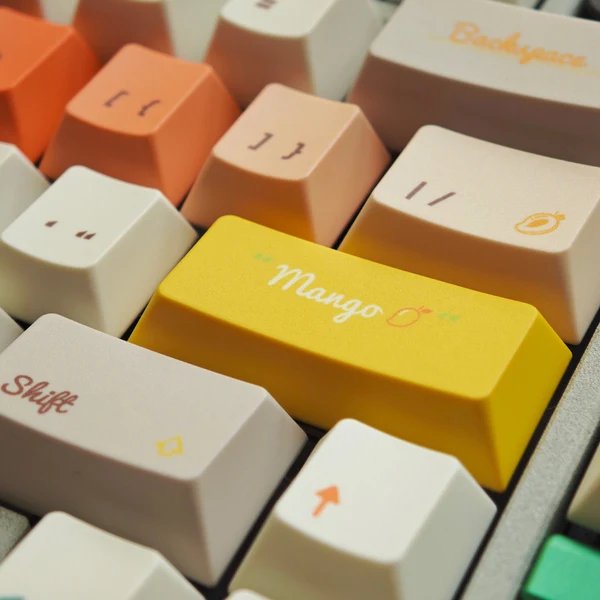Benutzerdefinierte mechanische Gaming-Tastatur Hover Image